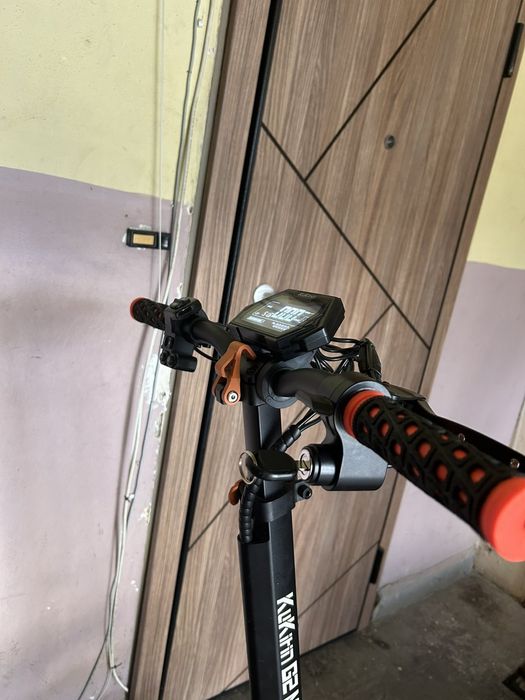 Kukirin g2 max електрическа тротинетка