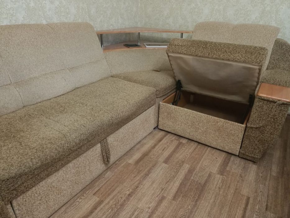 Продам угловой диван