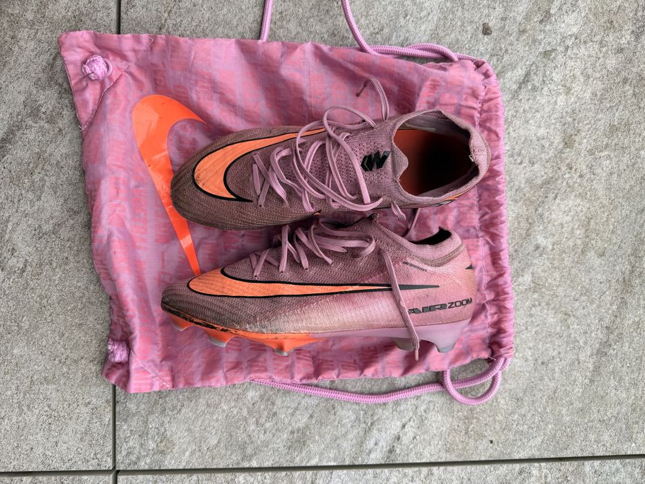 Ghete de fotbal nike acc