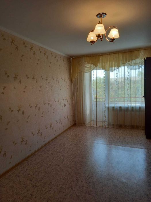 Продам 2-х конмантную квартиру