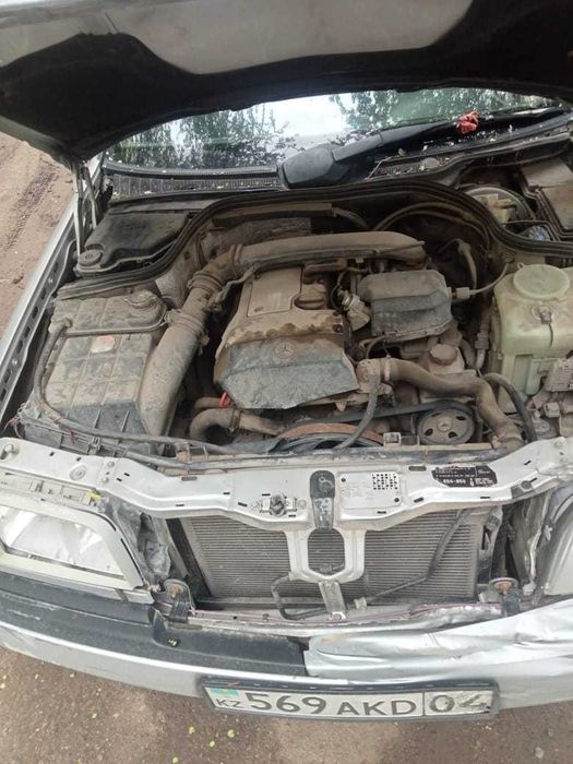 Mercedes Benz C180 W202