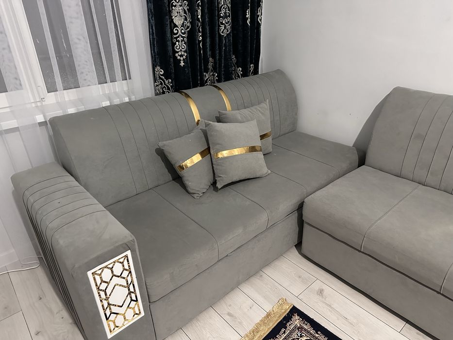 Продам диван 4м!