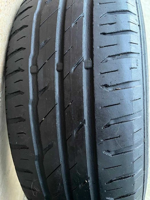 Set 4 cauciucuri Semperit 185/65 R 15 stare foarte buna