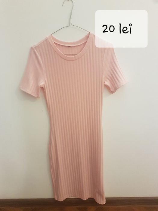 Rochite de vara scurte