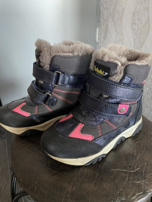 Продам зимние сапожки