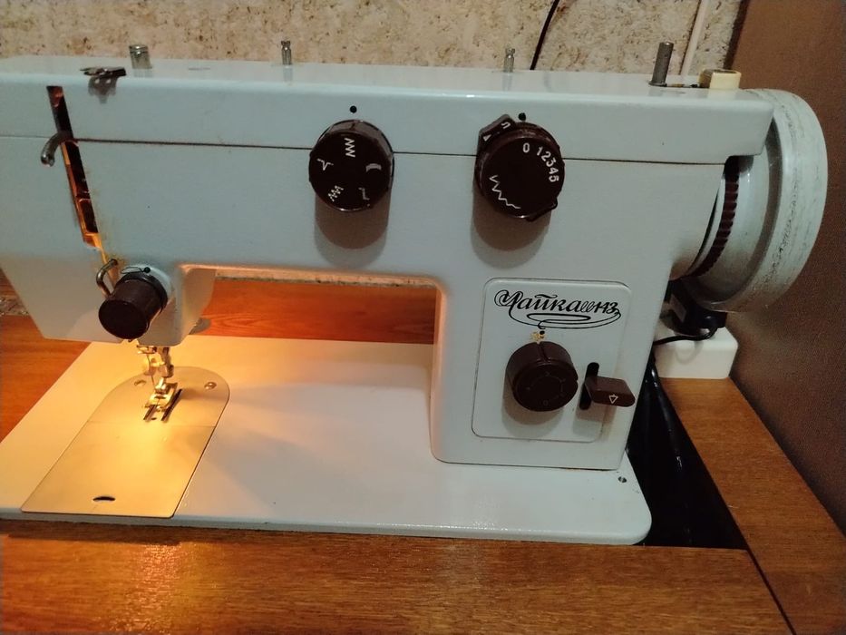 Швейная машинка Чайка электропривод