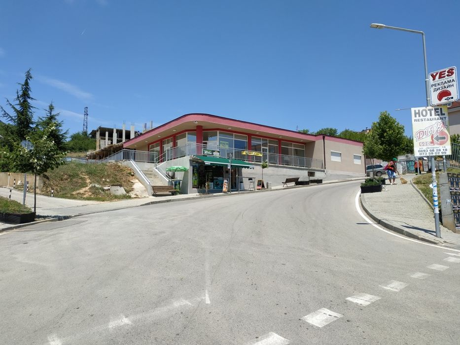 Дава се под наем Гараж / Паркомясто в Благоевград, Освобождение - 900 кв.м за 2397 € - Снимка #6