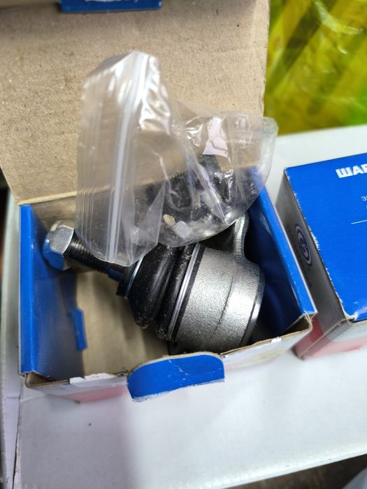 Шаровые опоры Лада Веста