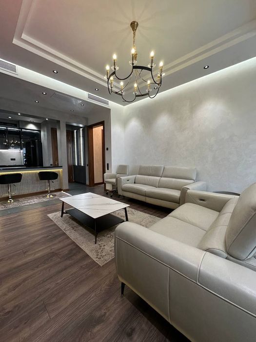 Продается 2х ком кв-ра, ЖК Mirabad Avenue, ор-р: гост. Россия, 90,6м²