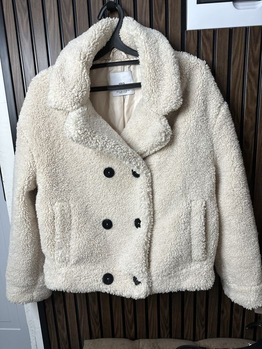 Эко шубка бренд Mango