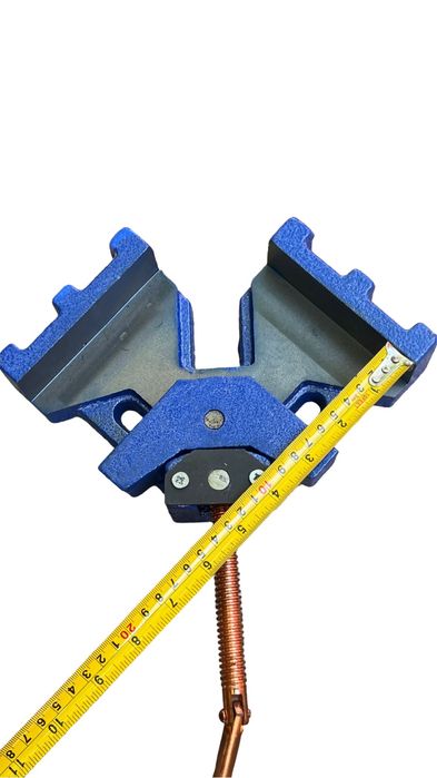 Menghina unghiulara din fonta 104cm