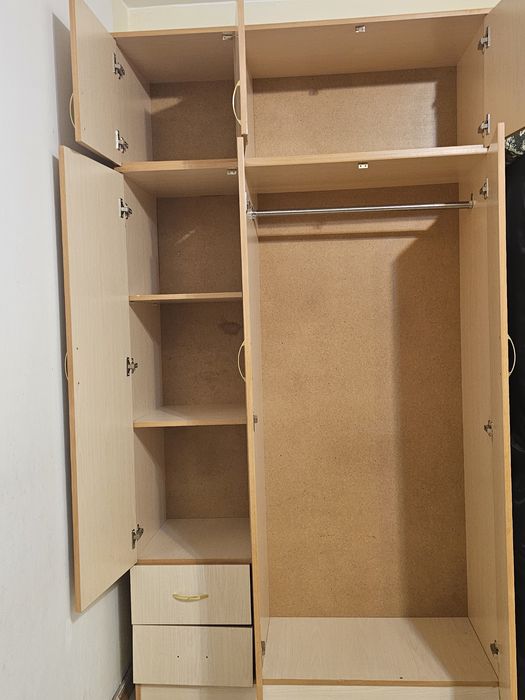 Шкаф для одежды бу