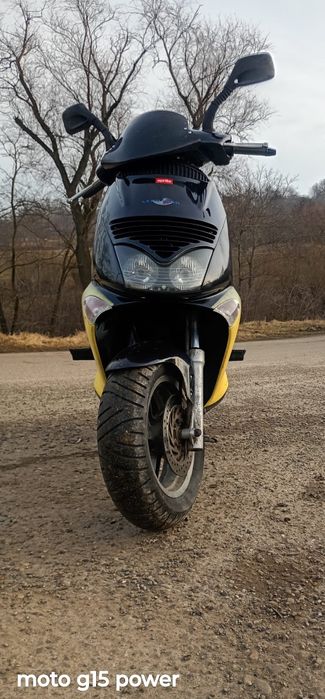 Scuter Aprilia Leonardo 150