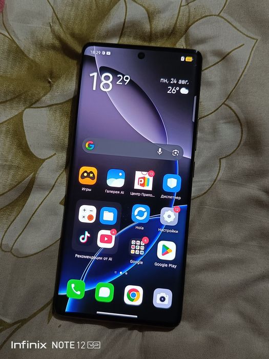Продам телефон infinix note 40 pro 12/256