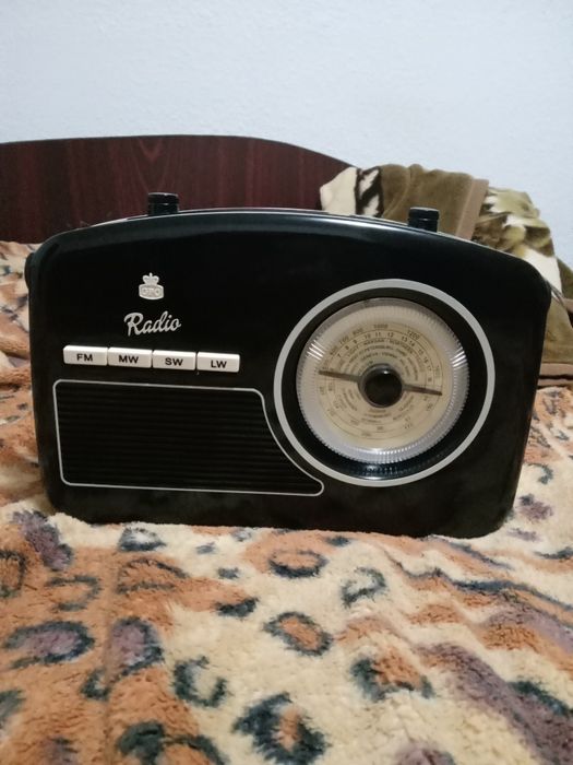 Aparat de radio cu lw, fm,mw