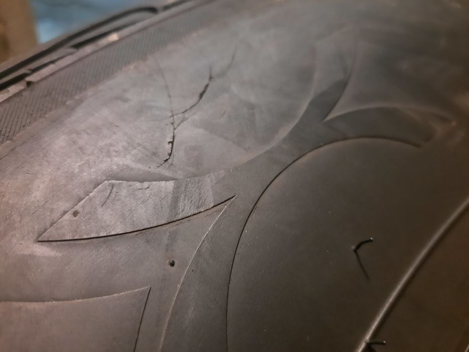 235/85R16 AT гуми за офроуд