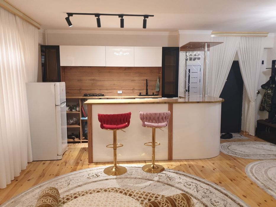 Квартира барча жихозлари билан сотилади