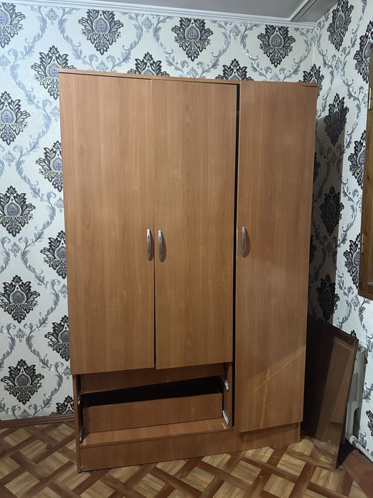 Даром шифонер тумба