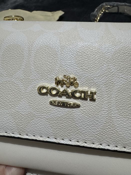 Geantă Coach culoarea alb