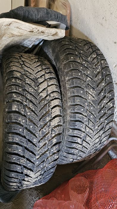 Продам 4 зимних шипованных баллон с дисками