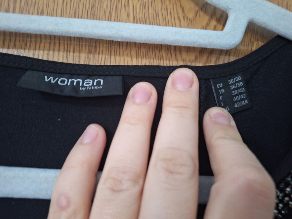 Bluza cu maneca scurta neagră, eleganta, marimea M