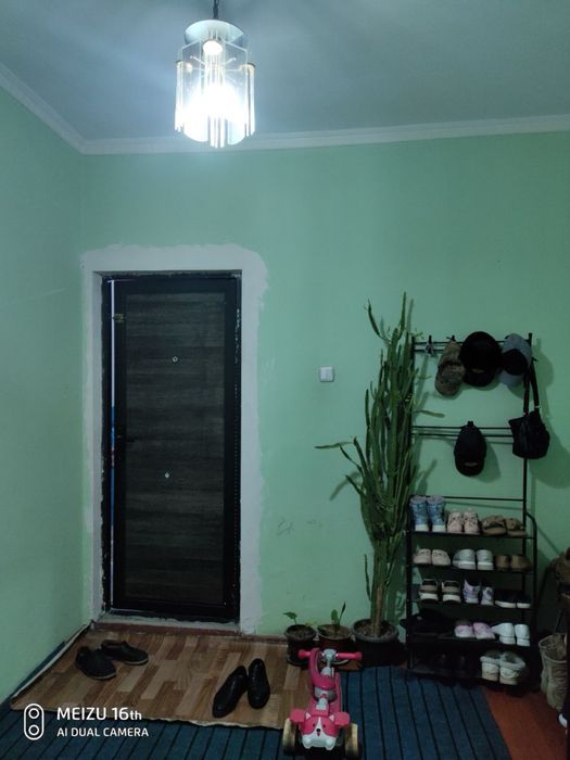 Чирчик 10 м/р 3х 78 кв/м Нархи 41.000$ Бош толов ва паспорт бн Ипотека