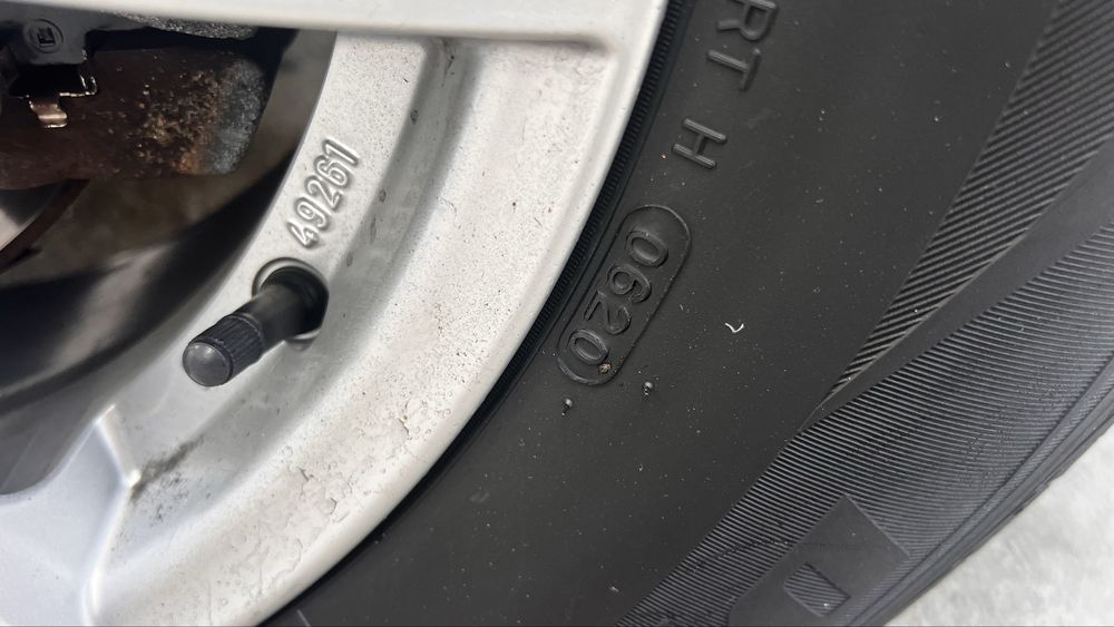 Джанти с гуми за Rav4 III, Grand Vitara 16” 5x114,3 ET48 6,5Jx16H2
