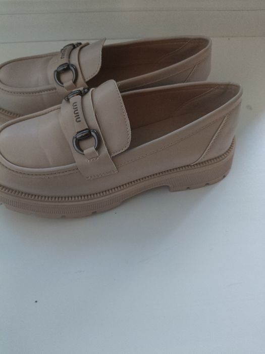 Продам женские лоферы