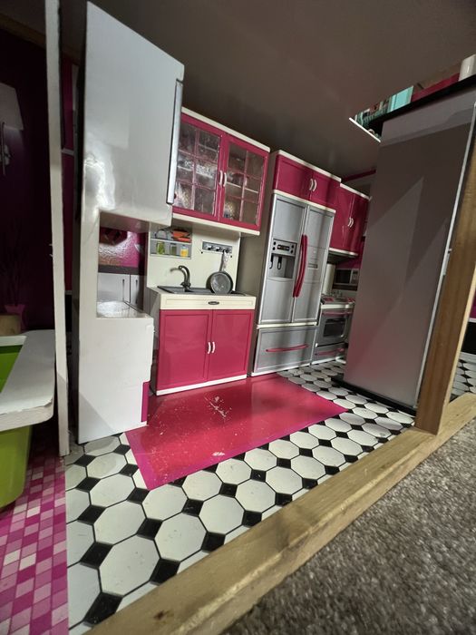 Дом для кукол барби