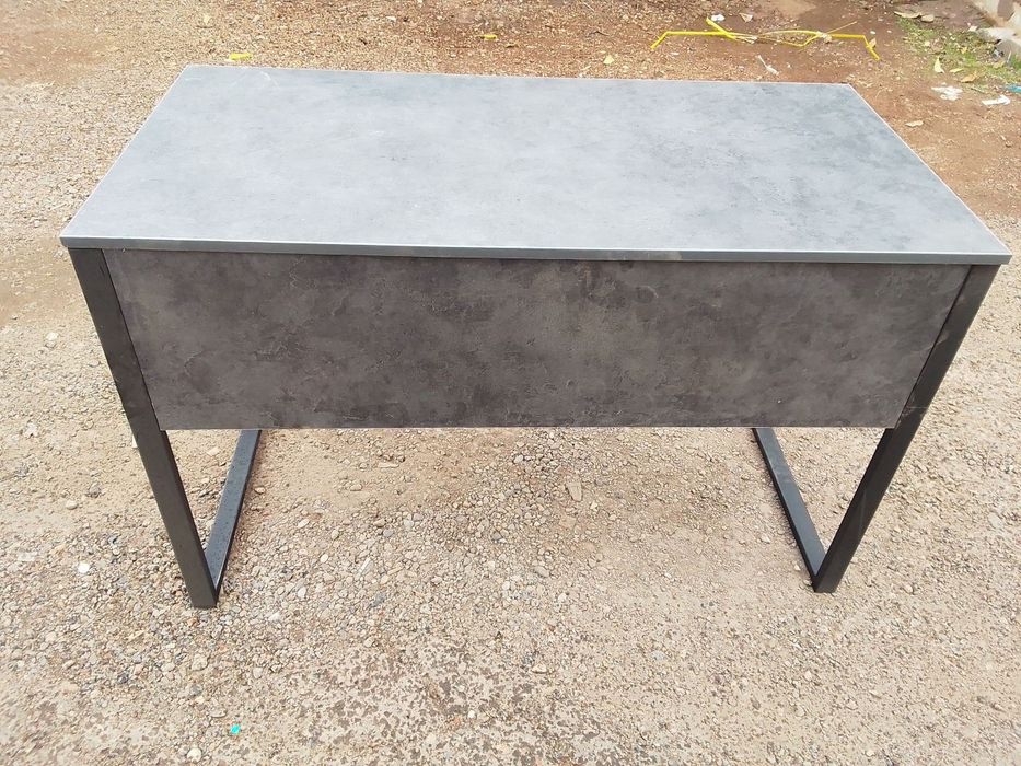 Loft stol ishlab chiqaruvchilardan