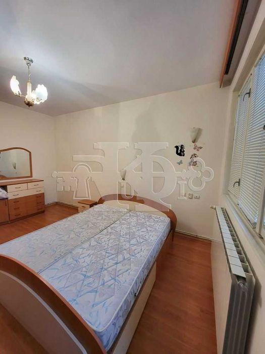 Дава се под наем Тристаен апартамент в Добрич, Център - 90 кв.м за 280.5 € - Снимка #5