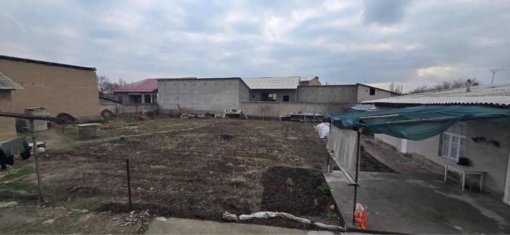 Uy sotiladi arzon narxda