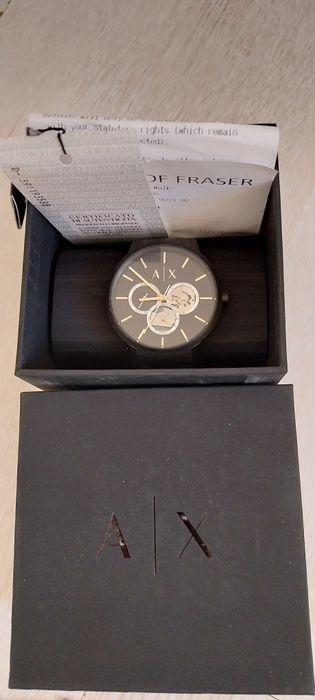 Продава се Часовник   armani exchange