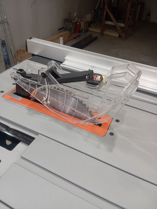 Продается распиловочный станок по дереву