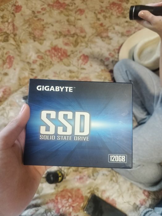 SSD накопитель Gigabyte