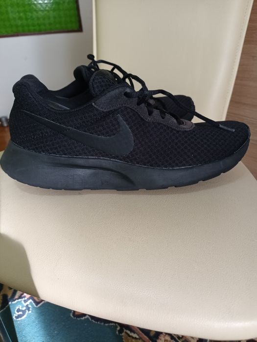 Adidași nike nr 42,5