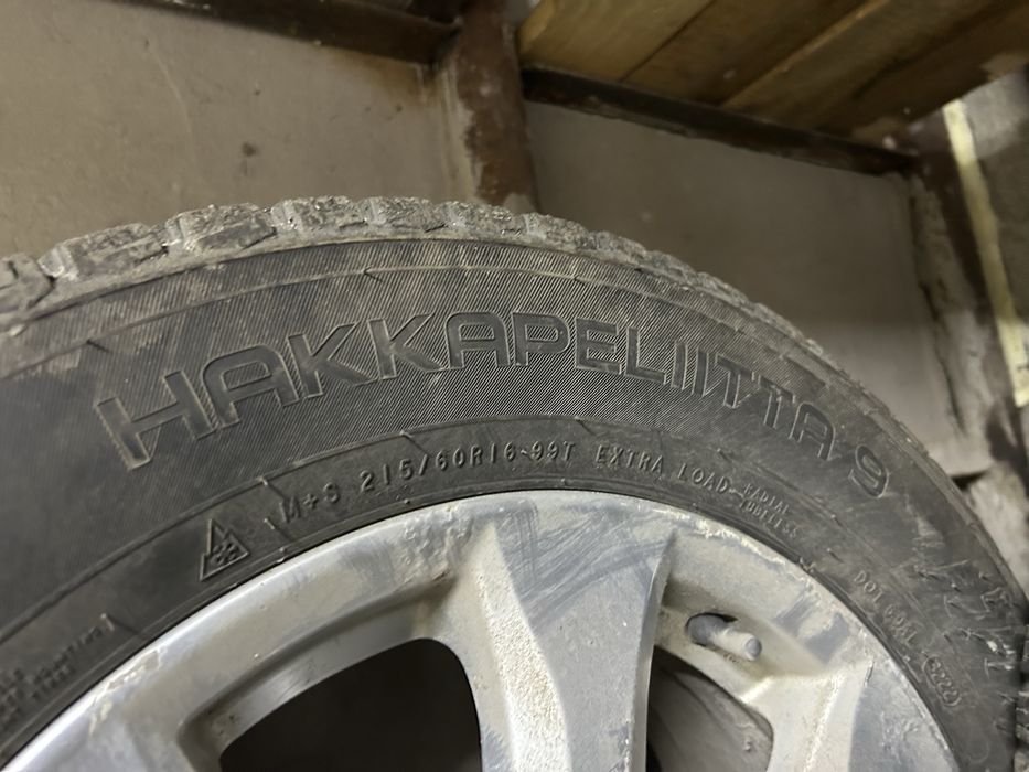 Nokian Hakapelita 9 с дисками