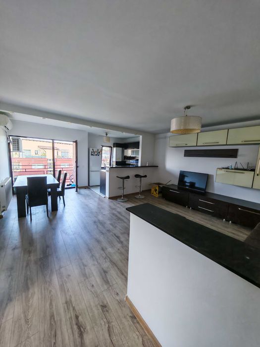 Imobiliare apartament spre închiriere