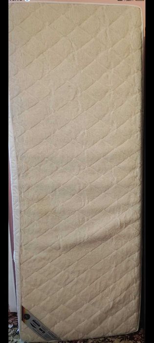 Единични матраци