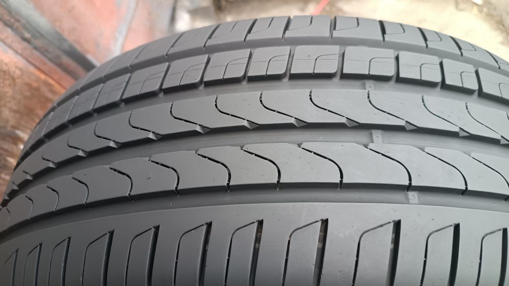 225/50/17 Pirelli