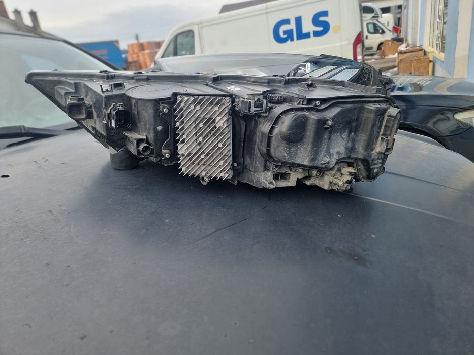 Far stanga dreapta audi Q7 facelift cod 4M0941039C 4M0941040C