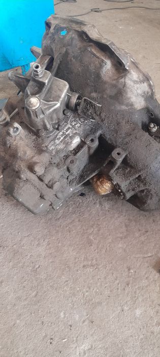 Коробка опель вектра А