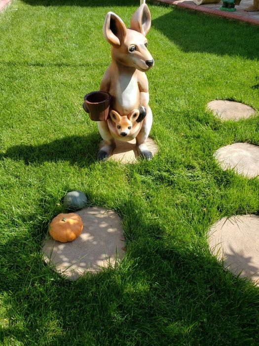 Садовые фигурки.