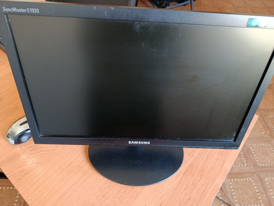 Монитор Самсунг б/у