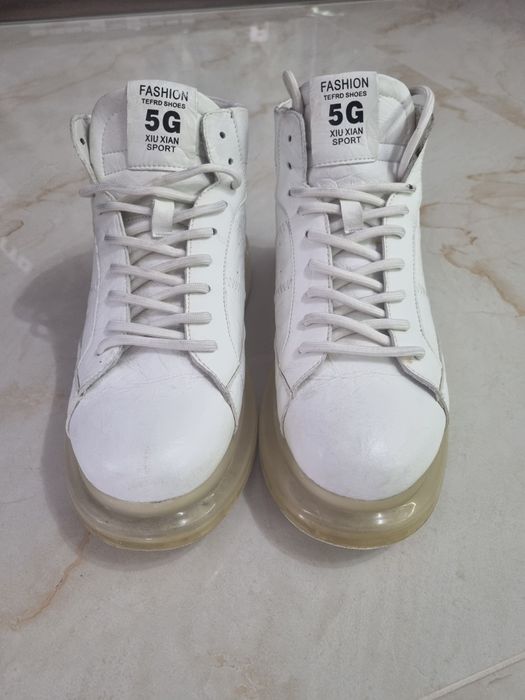 Готини кецове ест.кожа 38 номер