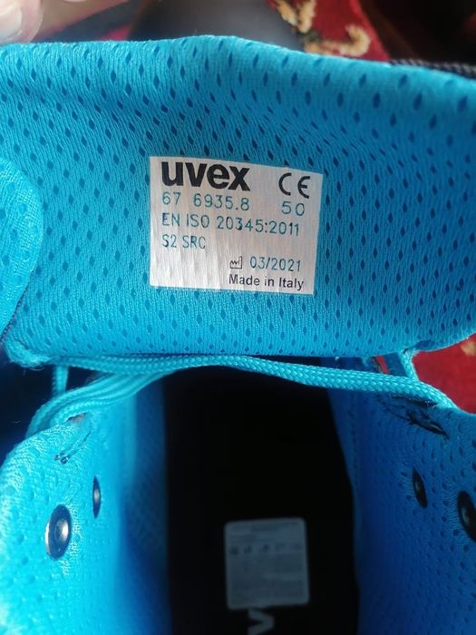 Продам Строительные ботинки