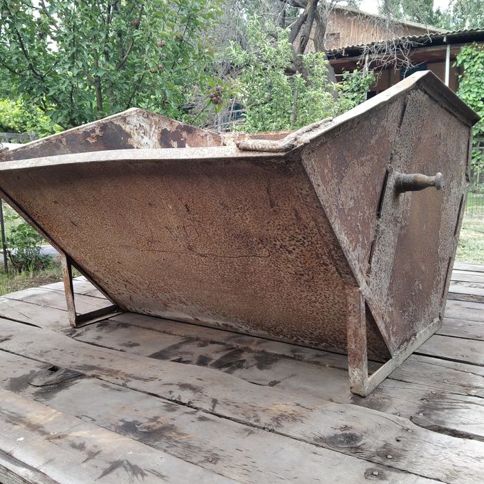 Продам бак/бункер/ковш