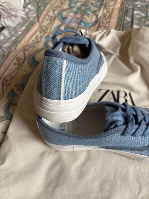 Дамски кецове ZARA