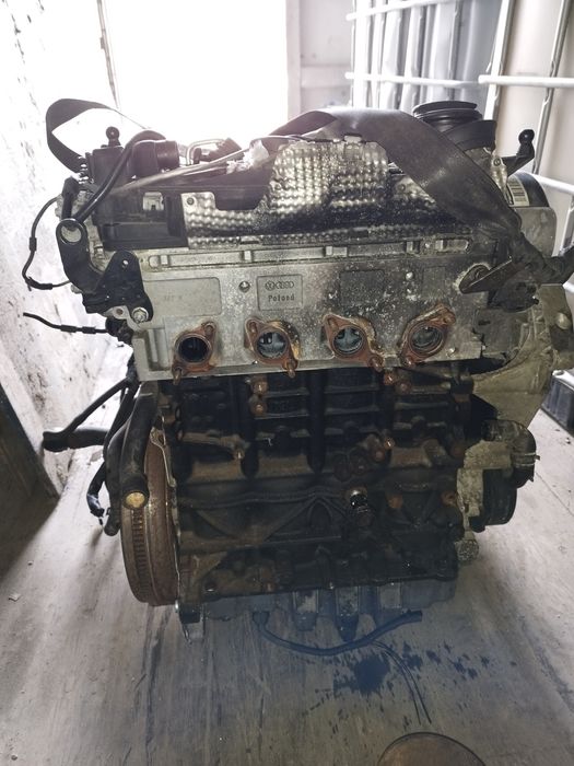 Продавам двигател за Фолксваген 2.0D-140кс с код CBA
