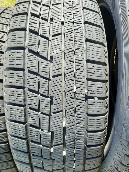 Продам шины 225/65/17 якохама